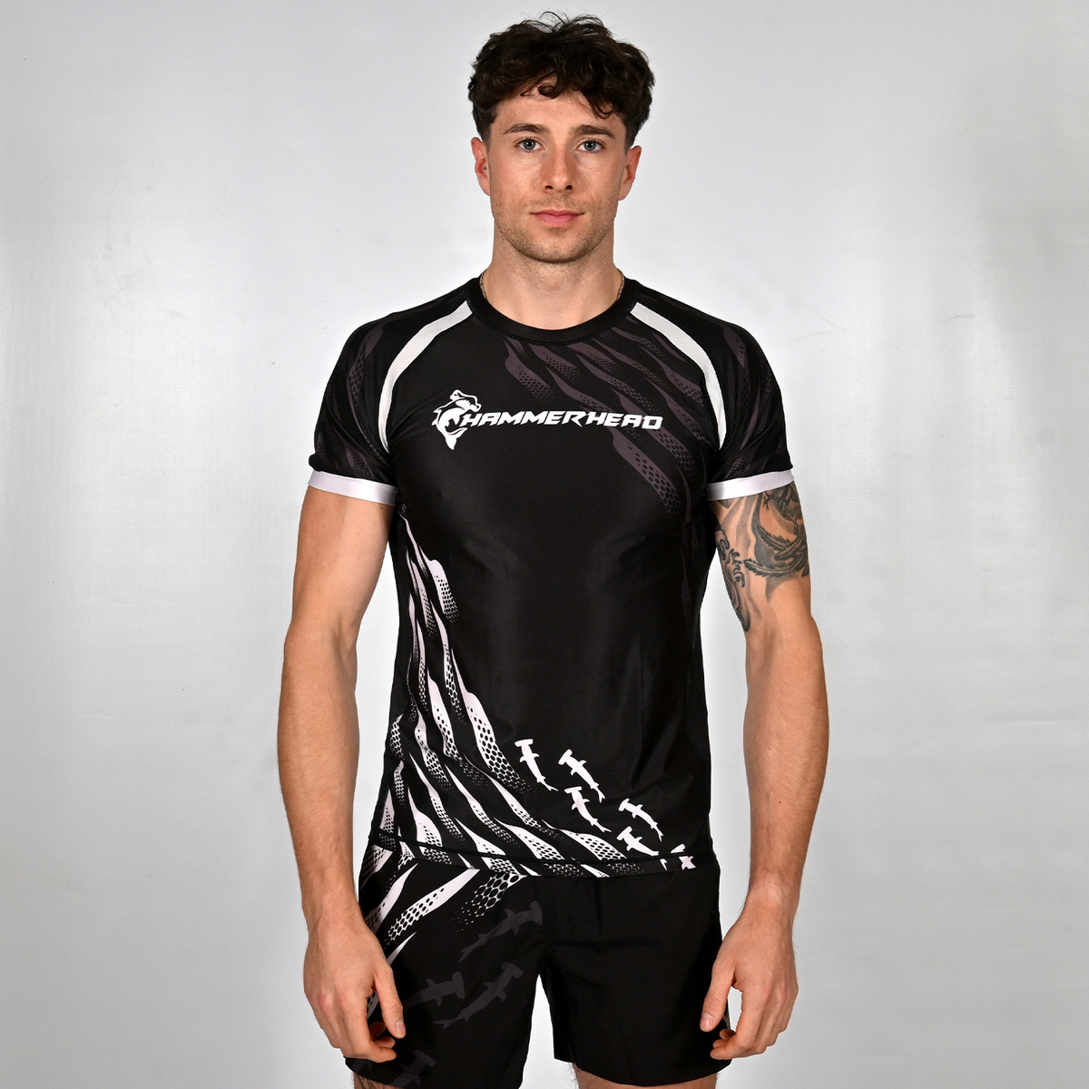 Undertow Rashguard - Black