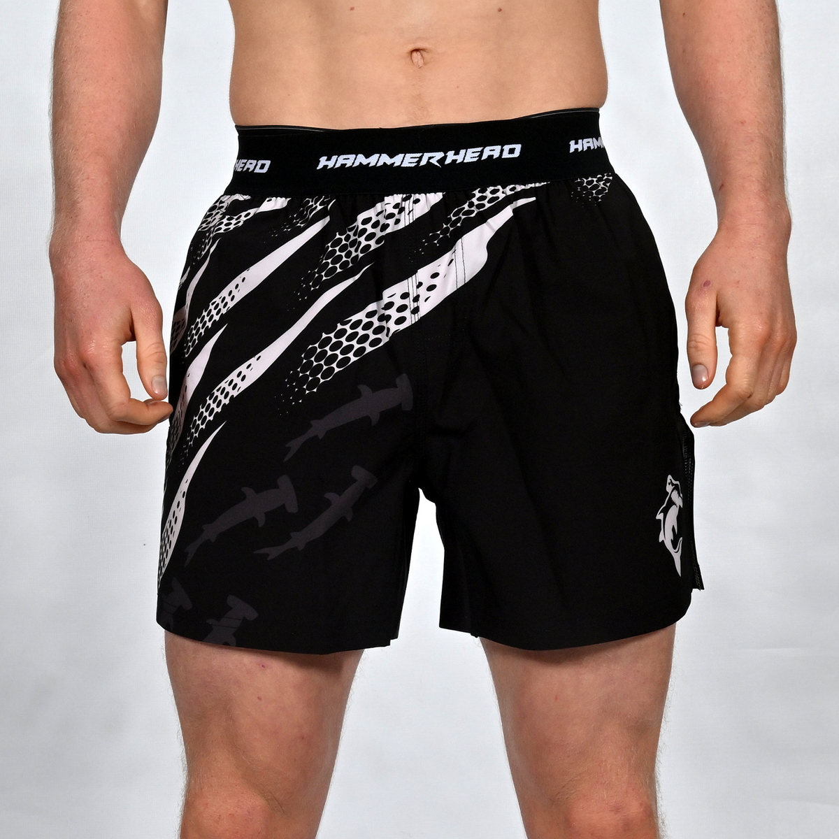 Undertow Low - Mid Split Shorts - Black